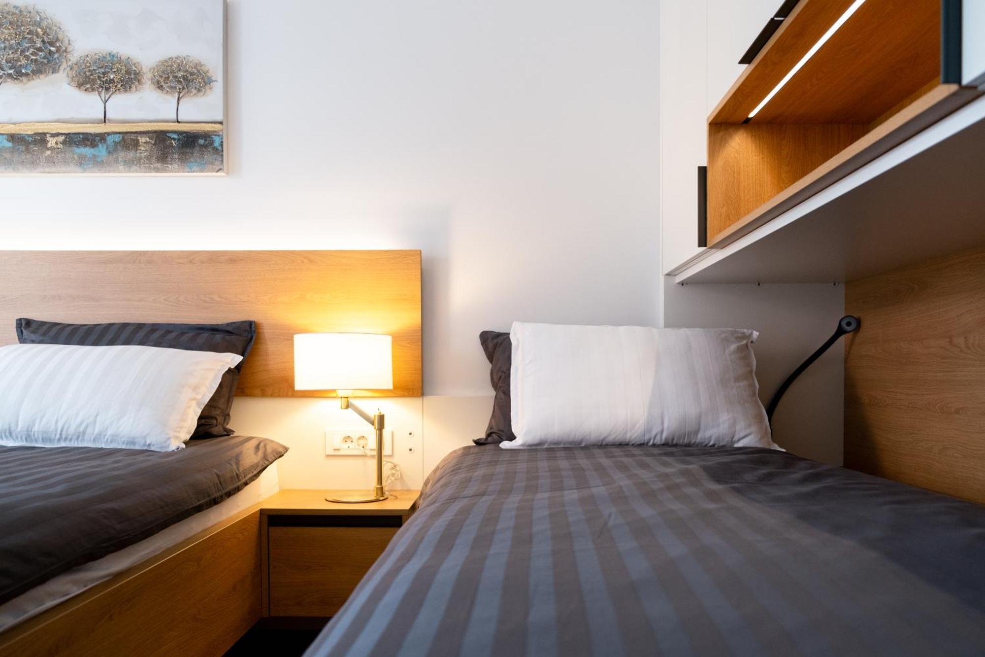 Masarykova Residence - Modern 1-Bedroom In City Center & Free Parking Любляна Экстерьер фото