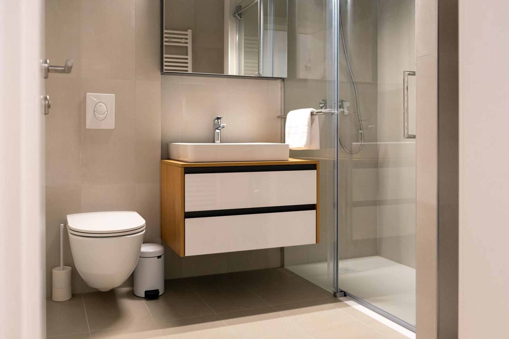 Masarykova Residence - Modern 1-Bedroom In City Center & Free Parking Любляна Экстерьер фото