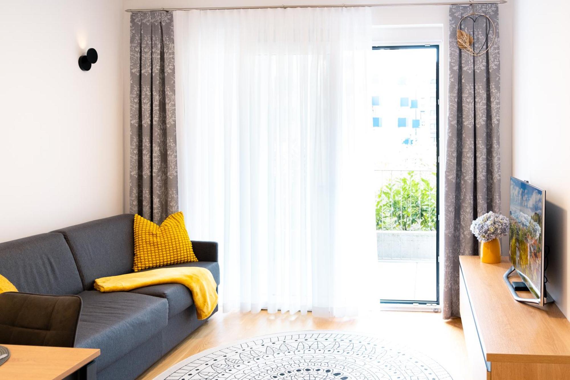 Masarykova Residence - Modern 1-Bedroom In City Center & Free Parking Любляна Экстерьер фото
